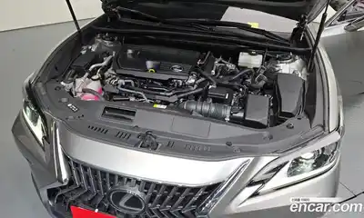 Lexus ES 2023 2.5 Автомат в Москве № 198777, миниатюра 11