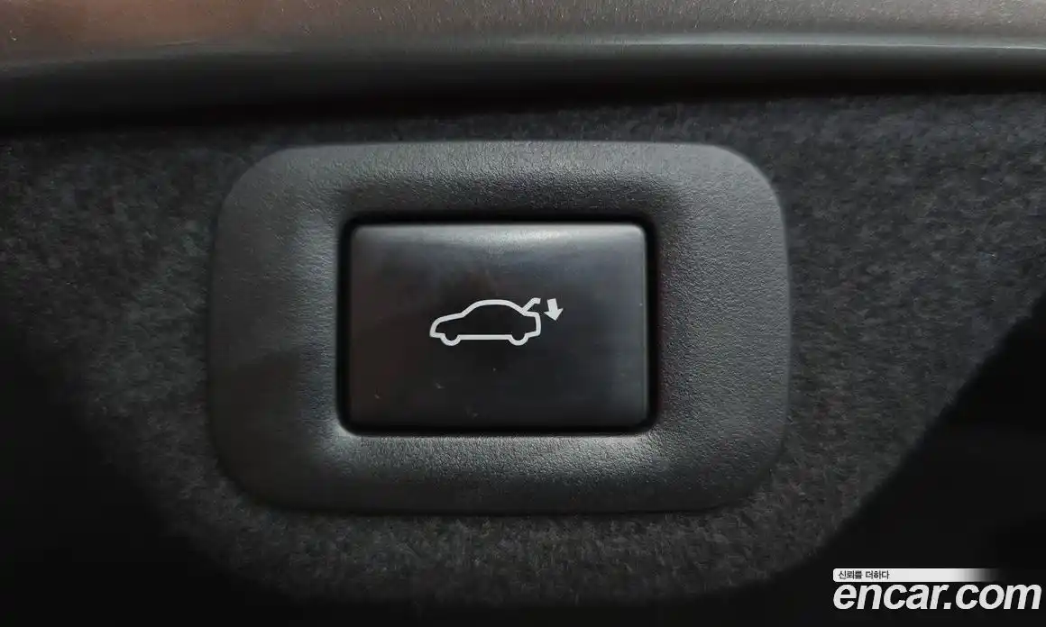 Lexus ES 2023 2.5 Автомат в Москве № 198777, фото 9