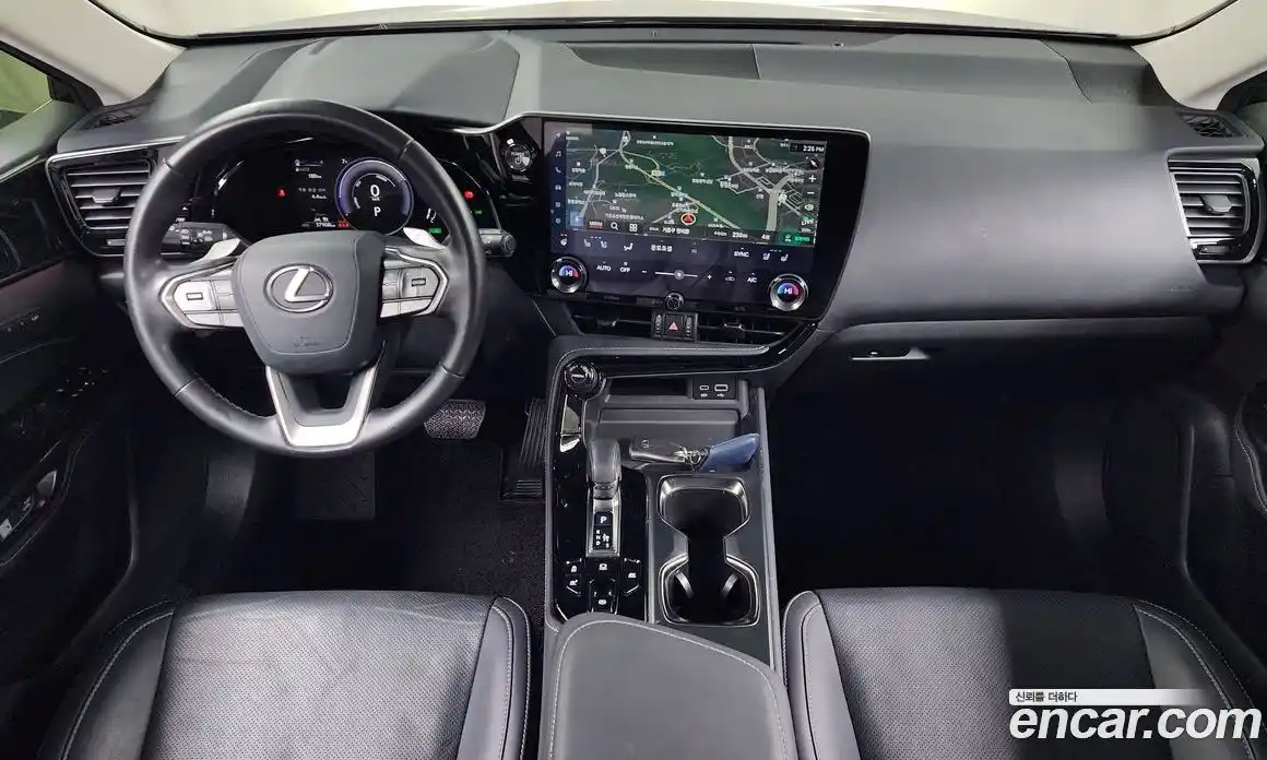 Lexus NX 2024 2.5 Автомат в Москве № 198795, фото 3