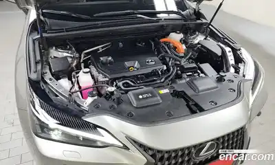 Lexus NX 2024 2.5 Автомат в Москве № 198795, миниатюра 6