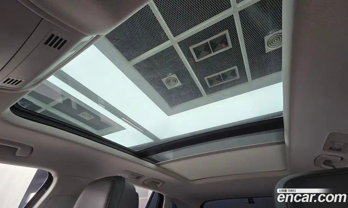 Volkswagen Tiguan 2023 2.0 Автомат в Москве № 199087, фото 17