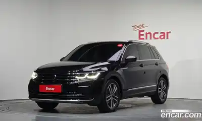 Volkswagen Tiguan 2023 2.0 Автомат в Москве № 199087, миниатюра 7