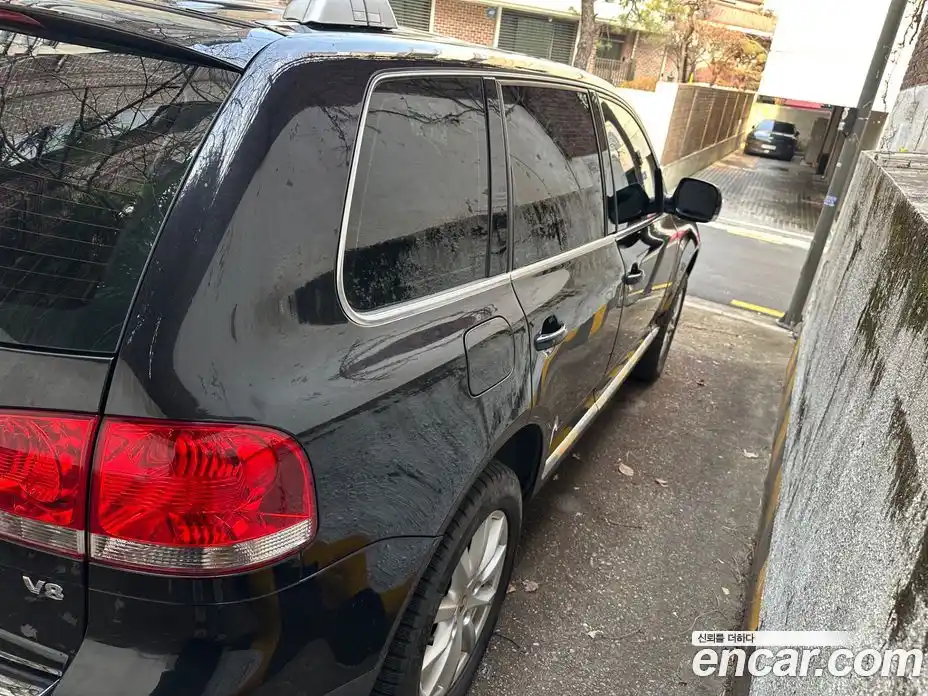 Volkswagen Touareg 2006 4.2 Автомат в Москве № 199351, фото 10