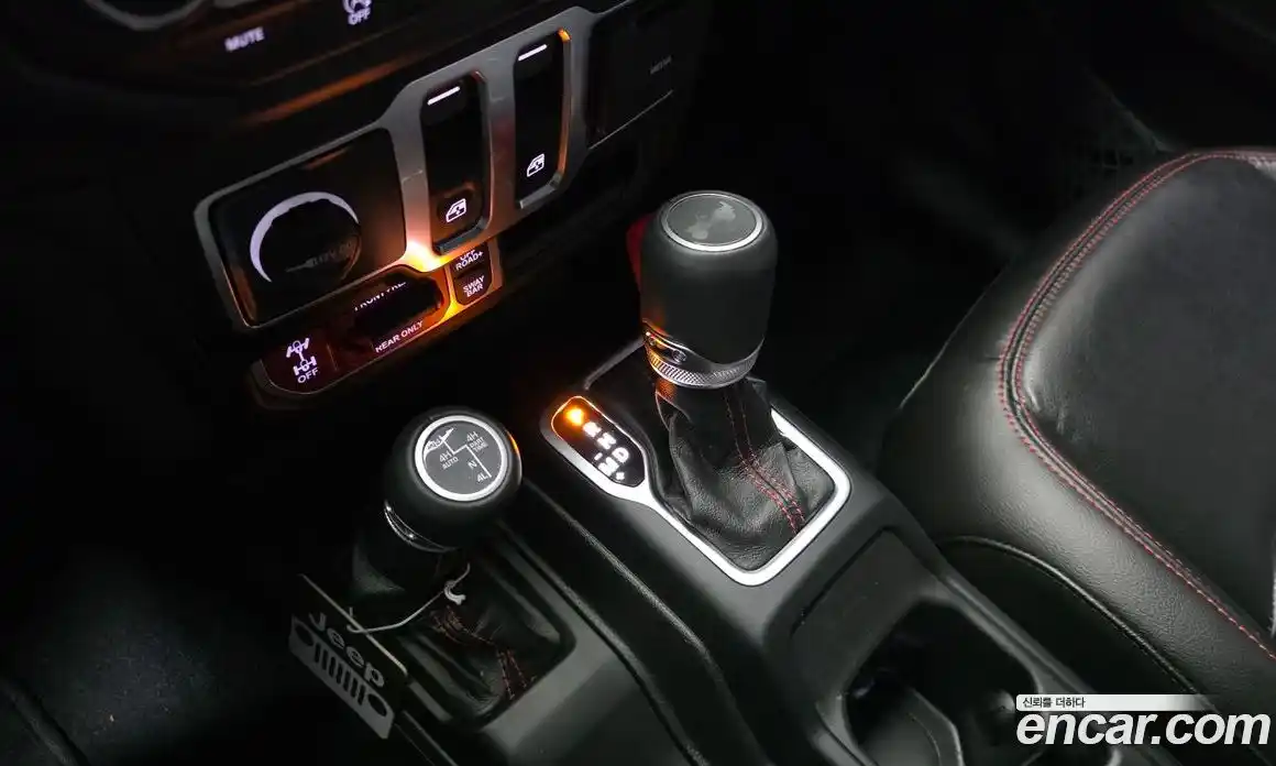 Jeep Wrangler 2023 2.0 Автомат в Москве № 199395, фото 16