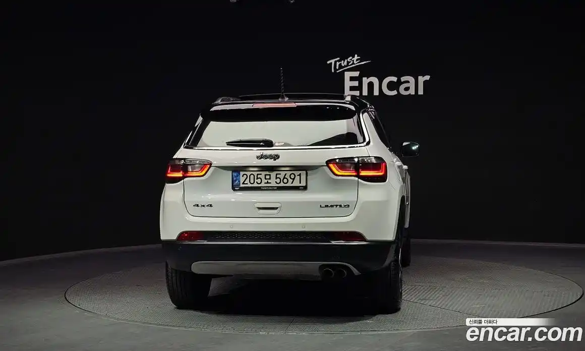 Jeep Compass 2022 2.4 Автомат в Москве № 199412, фото 10