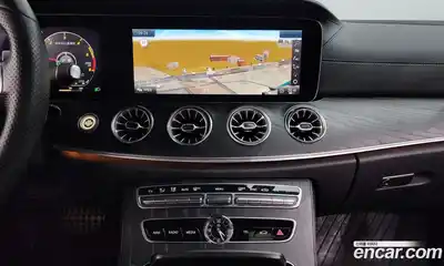 Mercedes-Benz E-Class, 2017