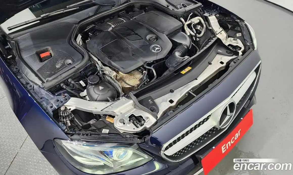 Mercedes-Benz E-Class 2017 1.9 Автомат в Москве № 200696, фото 13