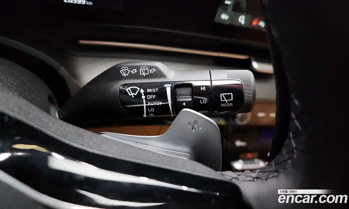 Kia Canival 2023 3.5 Автомат в Москве № 20340, фото 11