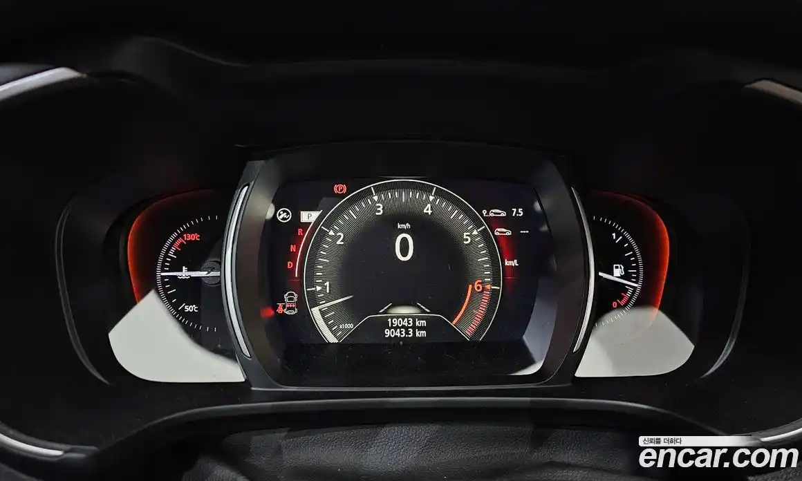 Renault QM6 2024 2.0 Автомат в Москве № 204577, фото 8