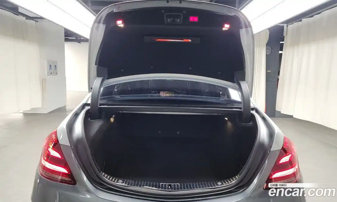 Mercedes-Benz S-Class 2020 6.0 Автомат в Москве № 205660, фото 18