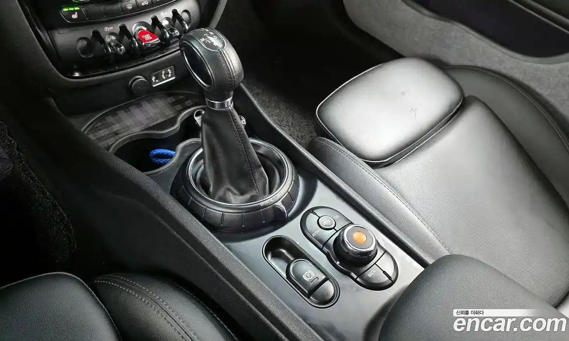 Mini Clubman 2018 2.0 Автомат в Москве № 207413, фото 13