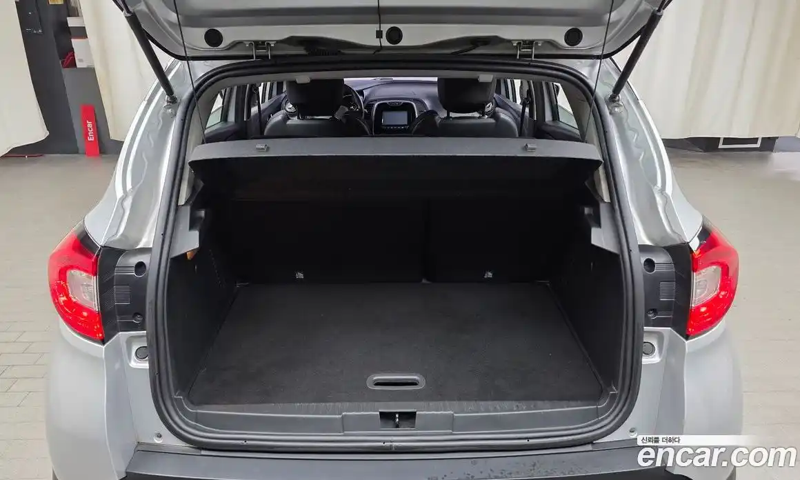 Renault QM3 2014 1.5 Автомат в Москве № 208687, фото 7