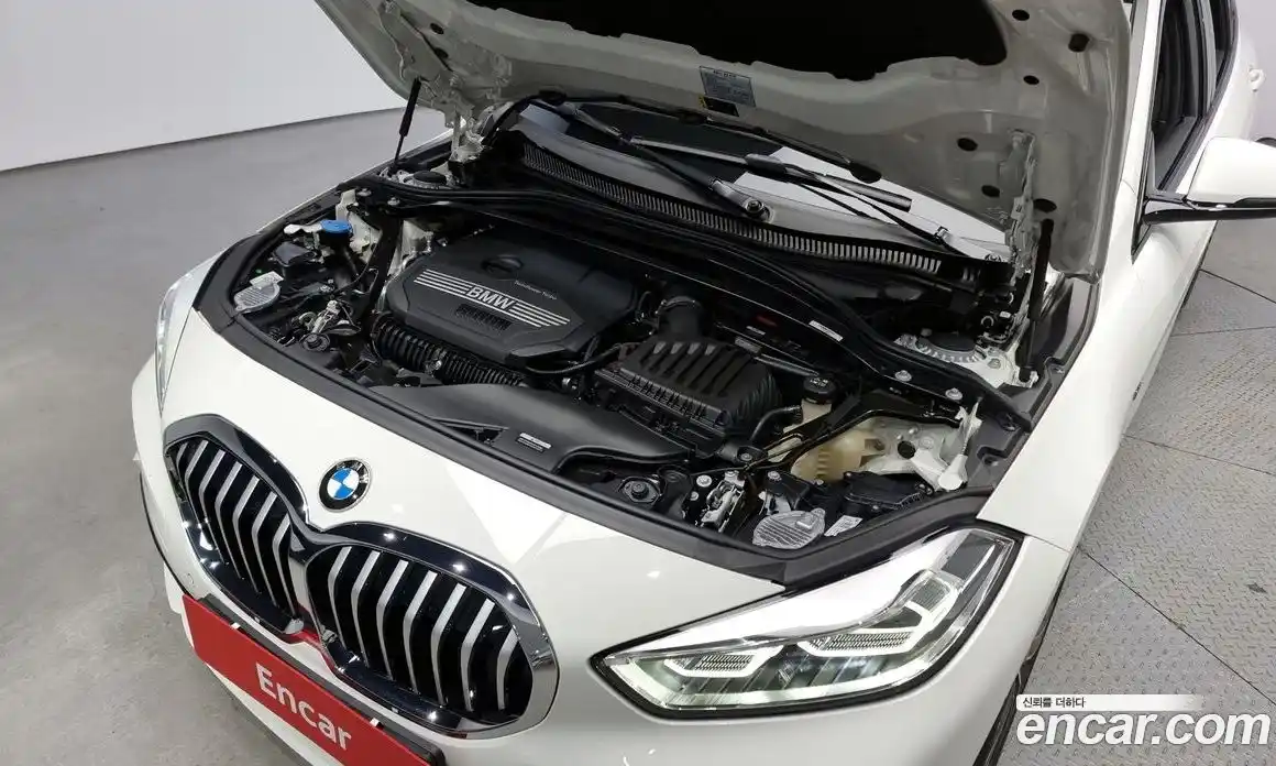 BMW 1-Series 2023 2.0 Автомат в Москве № 210336, фото 19