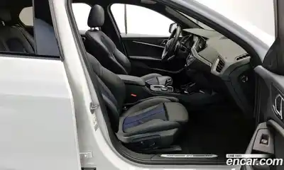 BMW 1-Series 2023 2.0 Автомат в Москве № 210336, миниатюра 2