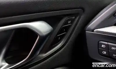 BMW 1-Series 2023 2.0 Автомат в Москве № 210336, миниатюра 6