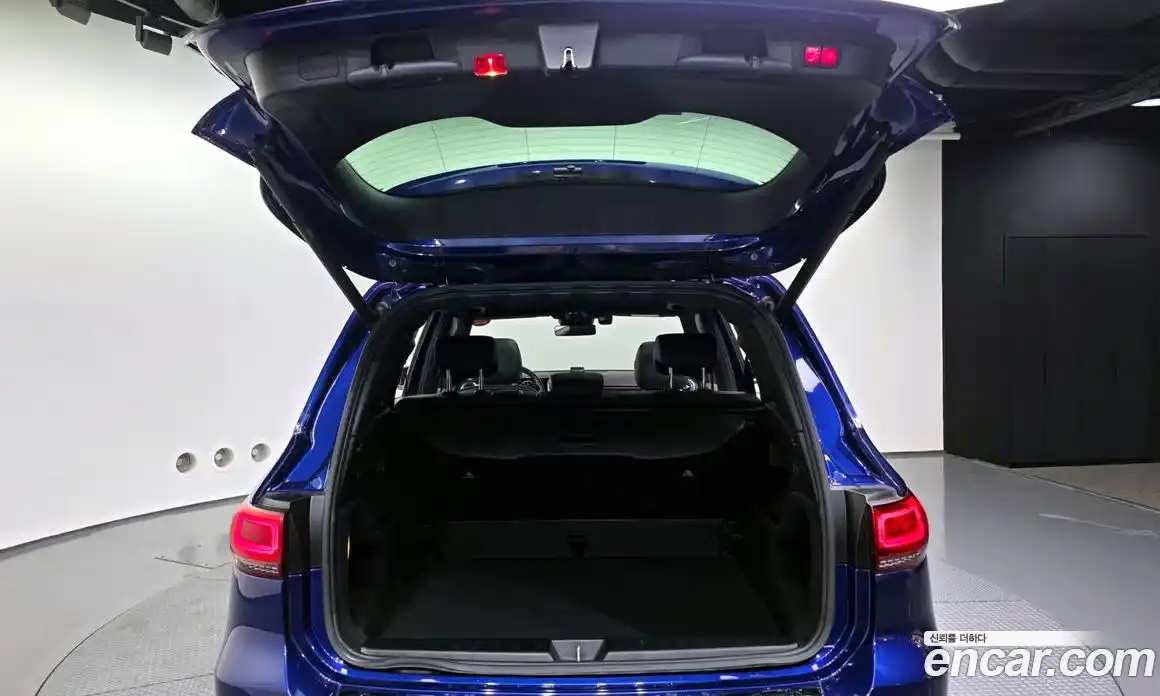 Mercedes-Benz GLB-Class 2020 2.0 Автомат в Москве № 211920, фото 5