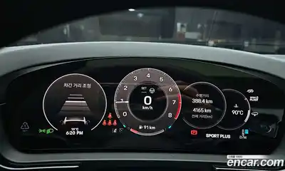 Porsche Cayenne 2025 3.0 Автомат в Москве № 212947, миниатюра 4