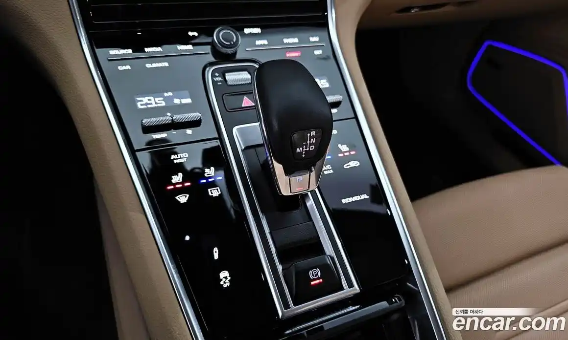 Porsche Panamera 2023 2.9 Автомат в Москве № 213042, фото 11