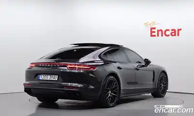 Porsche Panamera, 2018