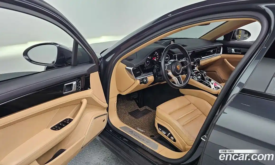 Porsche Panamera 2018 3.0 Автомат в Москве № 213164, фото 8