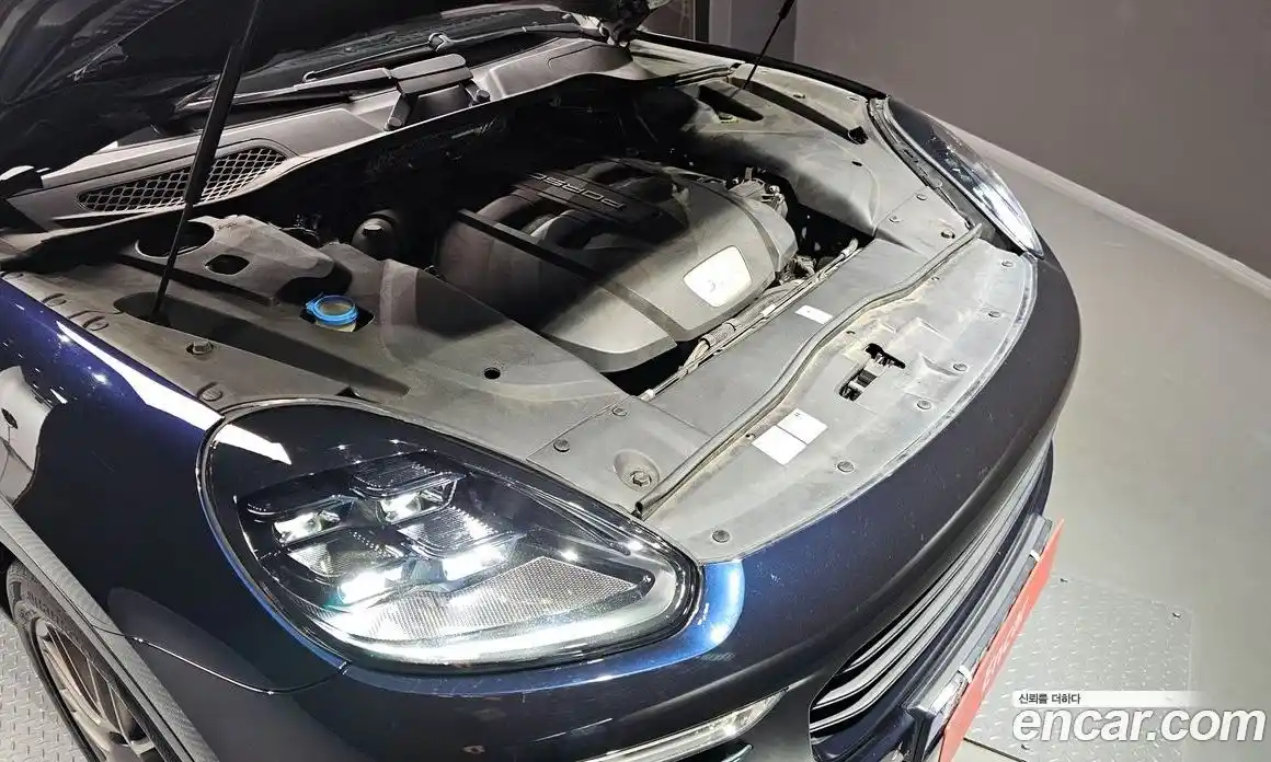 Porsche Cayenne 2016 3.0 Автомат в Москве № 213281, фото 18