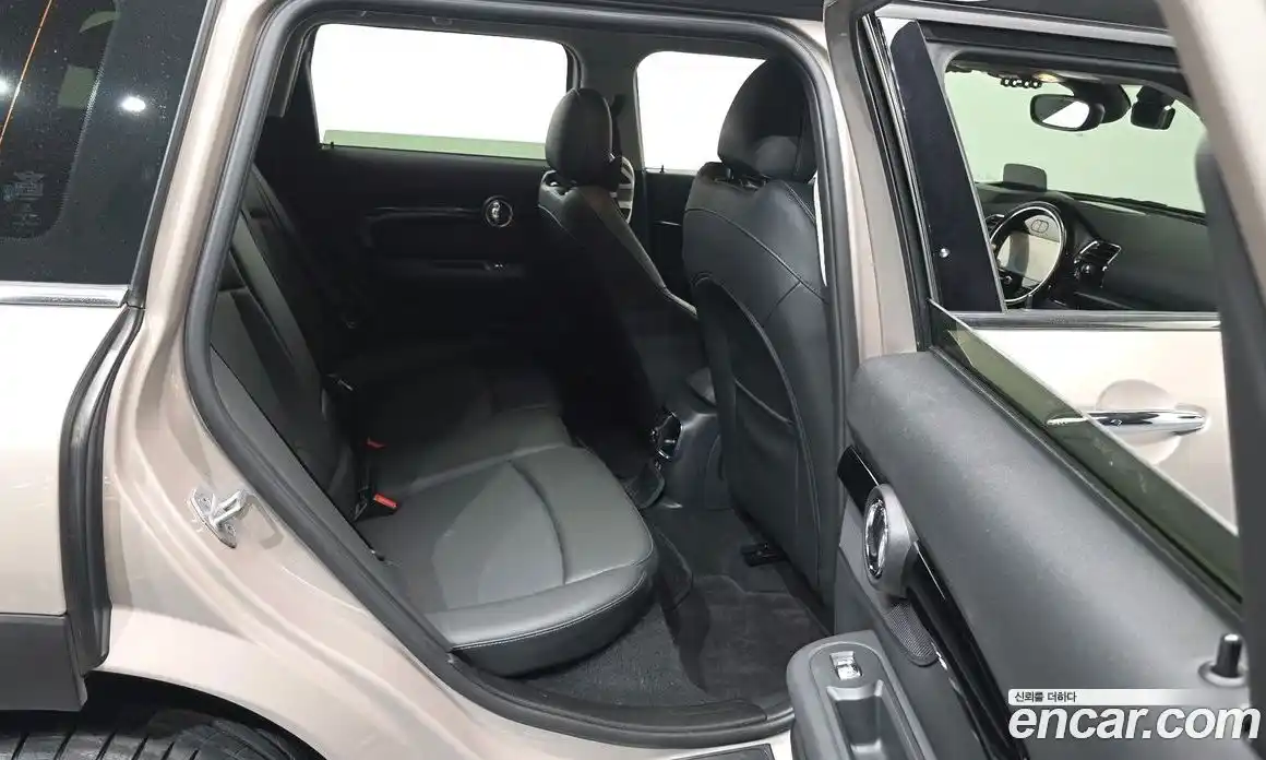 Mini Clubman 2022 1.5 Автомат в Москве № 214288, фото 13