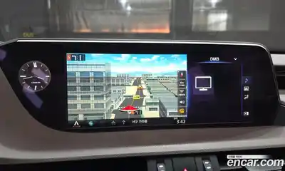 Lexus ES 2021 2.5 Автомат в Москве № 214660, миниатюра 3