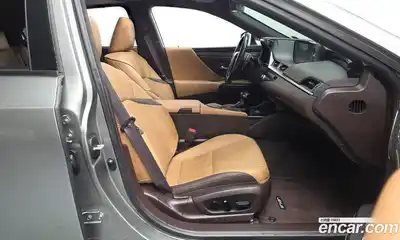 Lexus ES 2021 2.5 Автомат в Москве № 214660, миниатюра 5