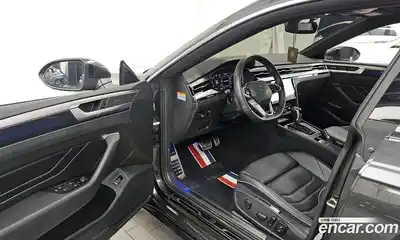 Volkswagen Arteon 2022 2.0 Автомат в Москве № 214911, миниатюра 9