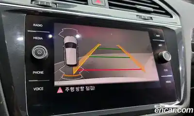 Volkswagen Tiguan 2022 2.0 Автомат в Москве № 214959, миниатюра 12