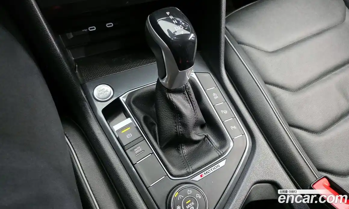 Volkswagen Tiguan 2022 2.0 Автомат в Москве № 214959, фото 17