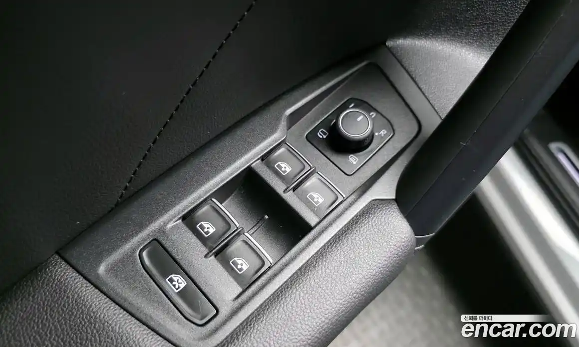 Volkswagen Tiguan 2022 2.0 Автомат в Москве № 214959, фото 18