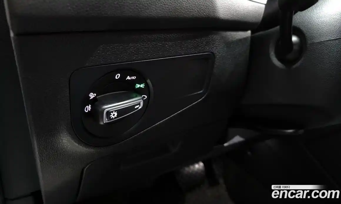 Volkswagen Tiguan 2022 2.0 Автомат в Москве № 214959, фото 19