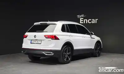 Volkswagen Tiguan 2022 2.0 Автомат в Москве № 214959, миниатюра 5