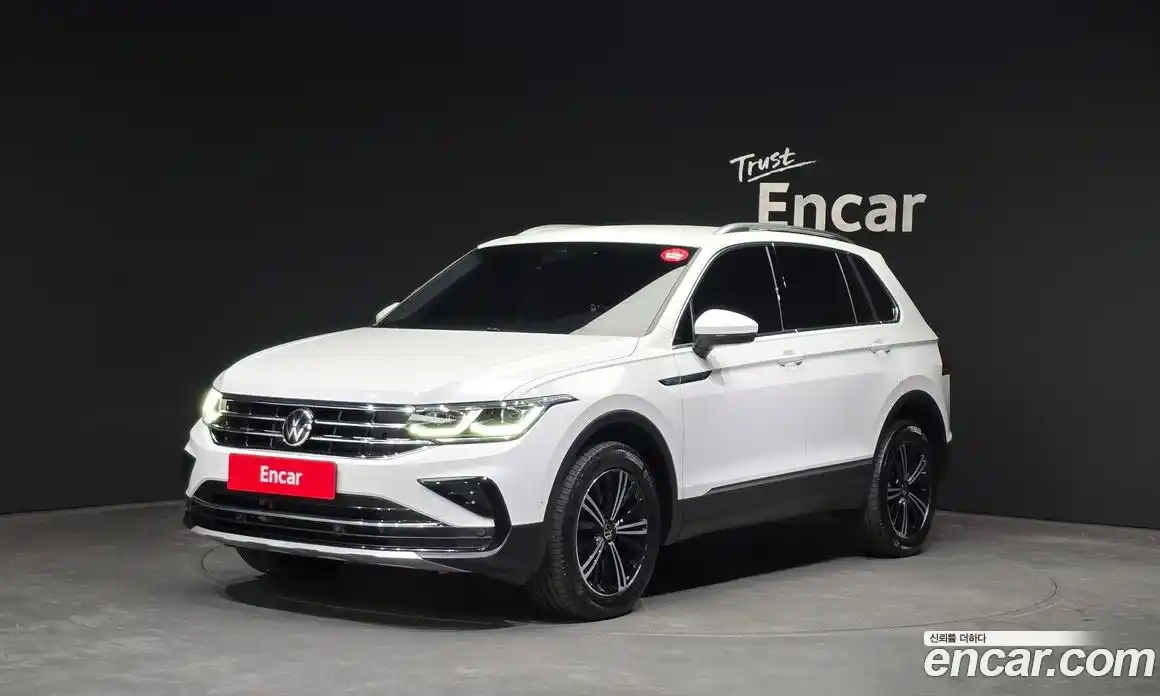 Volkswagen Tiguan 2022 2.0 Автомат в Москве № 214959, фото 8
