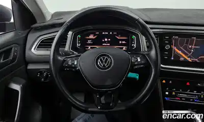 Volkswagen T-Roc, 2021