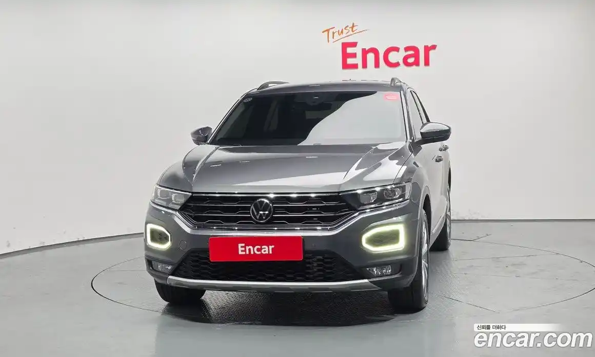 Volkswagen T-Roc 2021 2.0 Автомат в Москве № 215061, фото 8