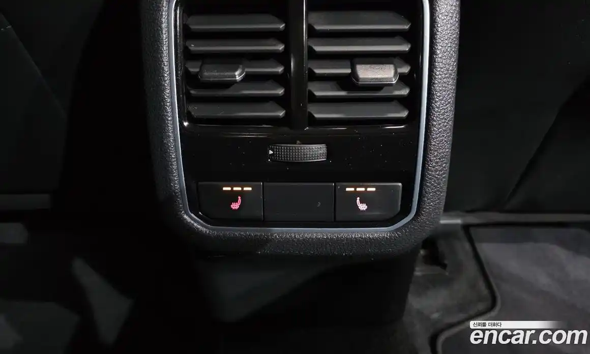 Volkswagen Passat 2018 2.0 Автомат в Москве № 215209, фото 14