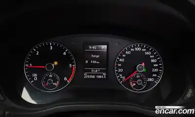 Volkswagen Passat 2015 2.0 Автомат в Москве № 215346, миниатюра 11