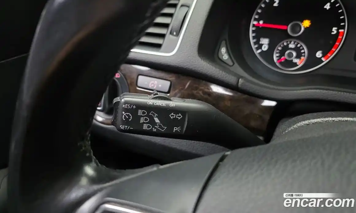 Volkswagen Passat 2015 2.0 Автомат в Москве № 215346, фото 14