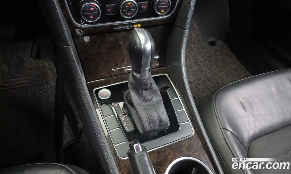 Volkswagen Passat 2015 2.0 Автомат в Москве № 215346, фото 4