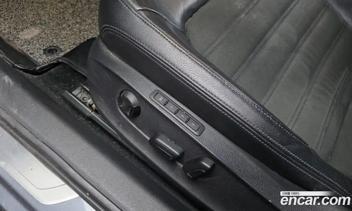 Volkswagen Passat 2015 2.0 Автомат в Москве № 215346, фото 9