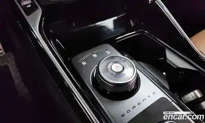 Kia Sorento 2024 2.5 Автомат в Москве № 21669, миниатюра 3