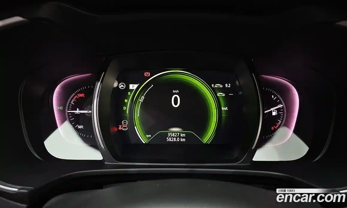 Renault QM6 2024 2.0 Автомат в Москве № 222153, фото 8