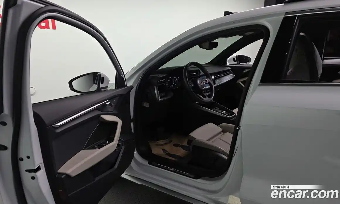 Audi A3 2023 2.0 Автомат в Москве № 222996, фото 12