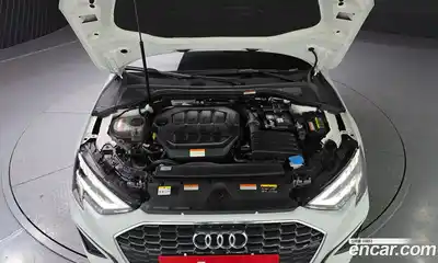 Audi A3 2023 2.0 Автомат в Москве № 222996, миниатюра 4