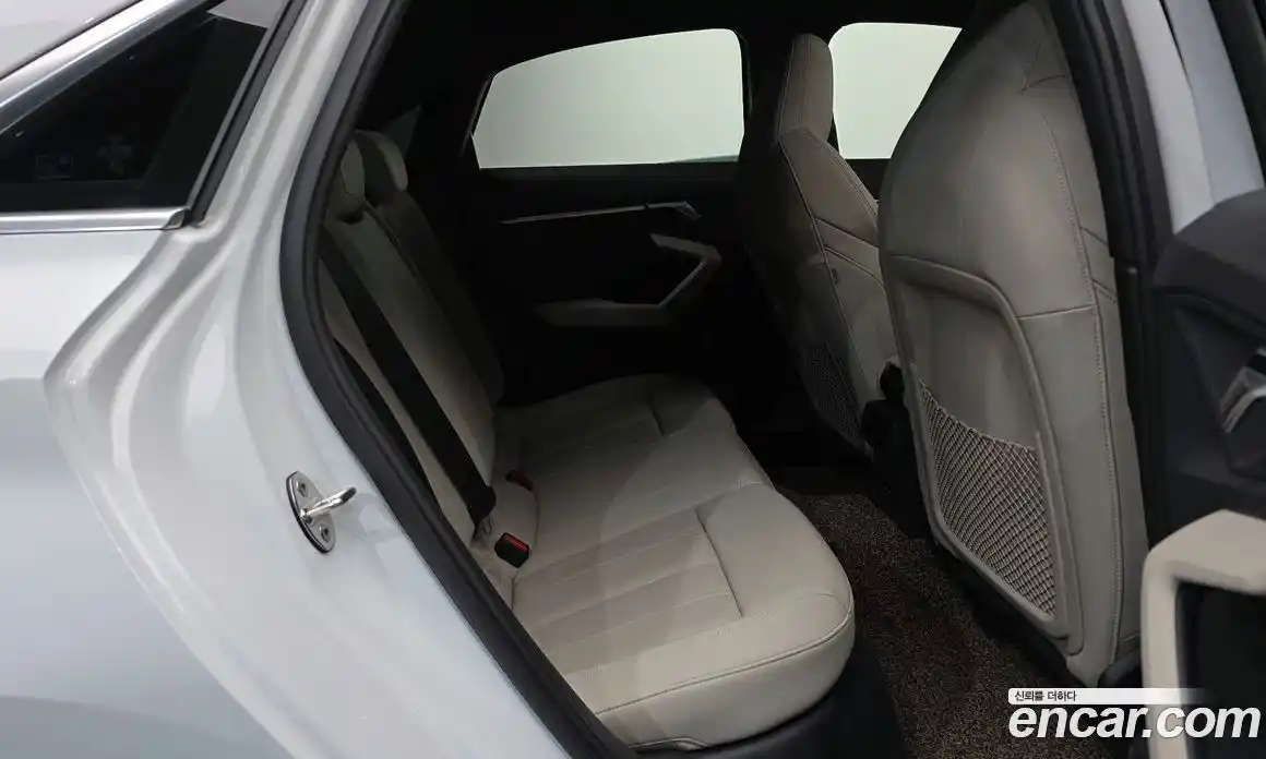 Audi A3 2023 2.0 Автомат в Москве № 222996, фото 6