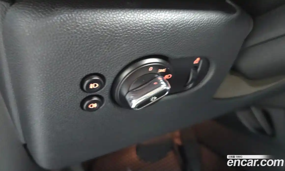 Mini Cooper 2015 1.5 Автомат в Москве № 223107, фото 20