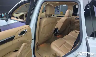 Porsche Cayenne, 2013