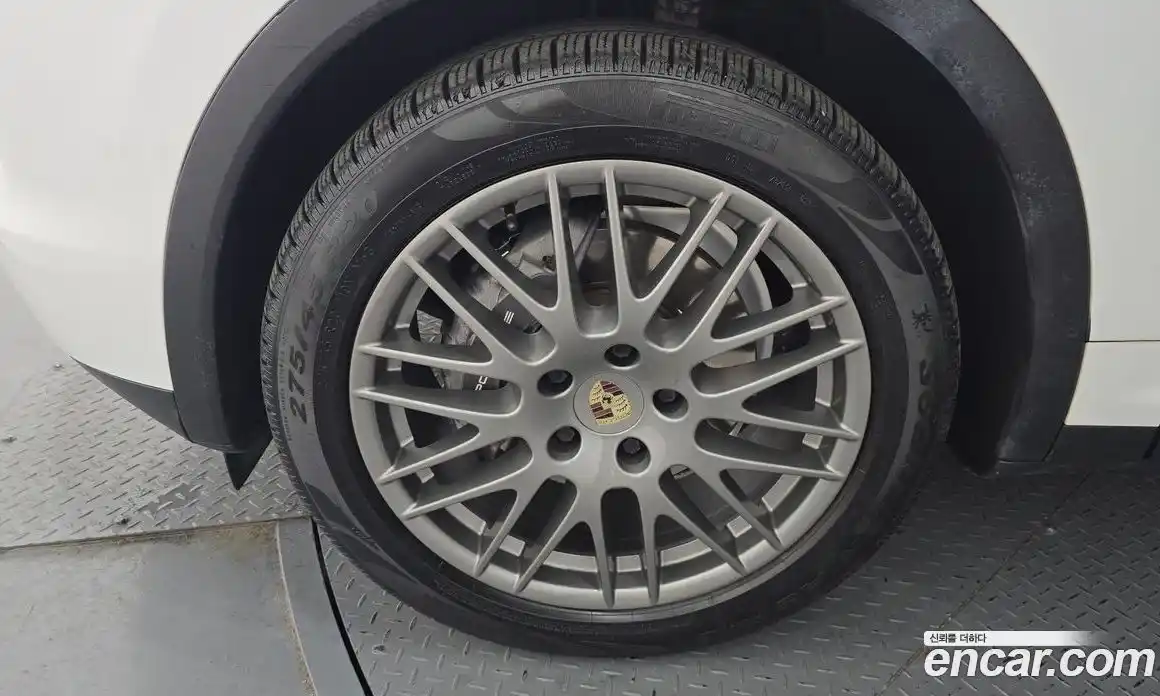 Porsche Cayenne 2013 3.0 Автомат в Москве № 231002, фото 17